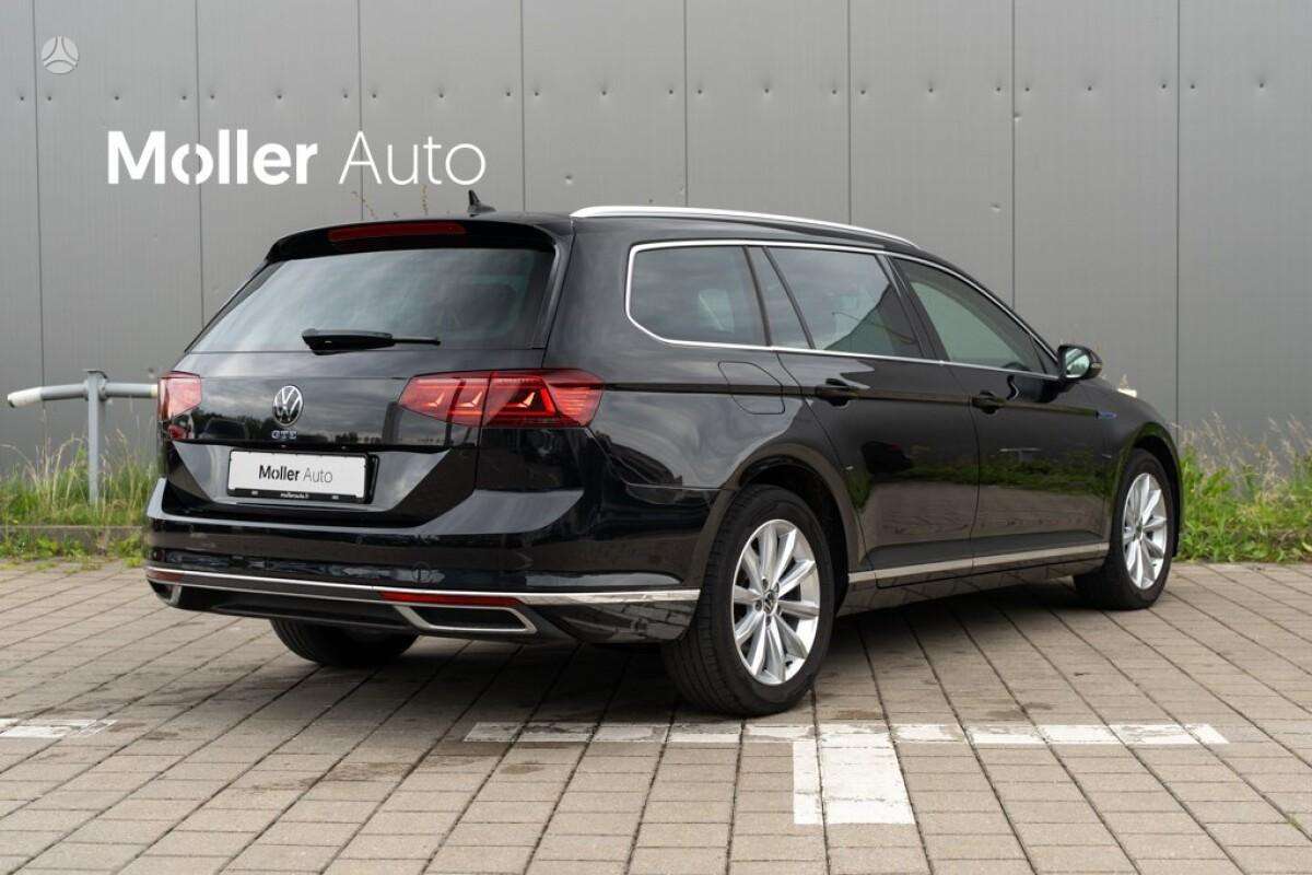 Volkswagen Passat - 6