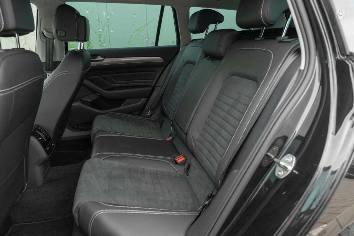 Volkswagen Passat - 11