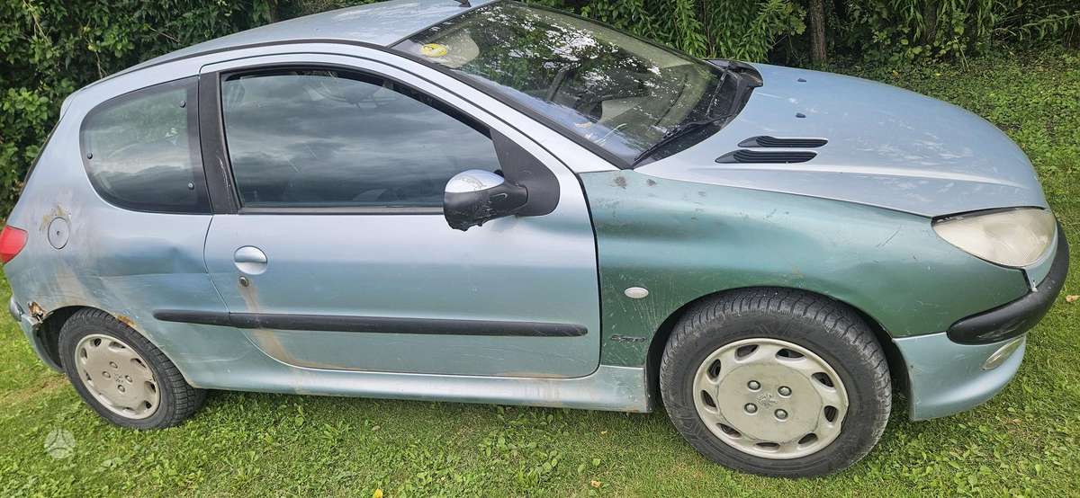 Peugeot 206 - 4
