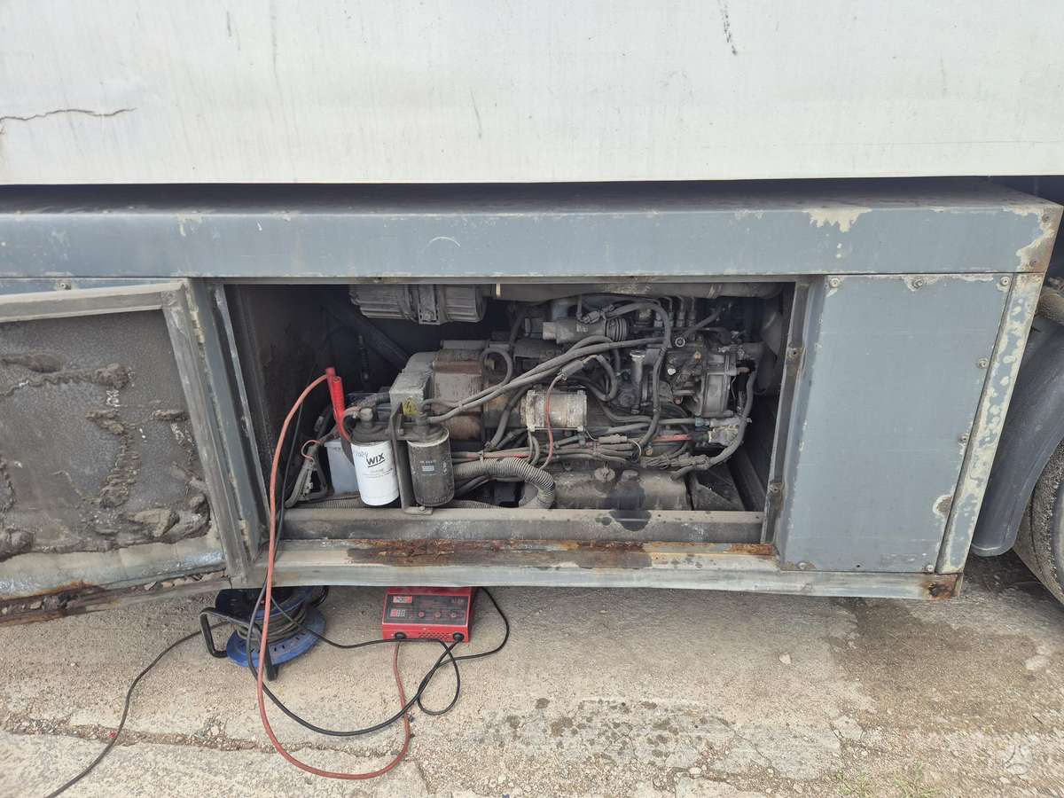 Van Hool 26LA1360-60C, šaldytuvai