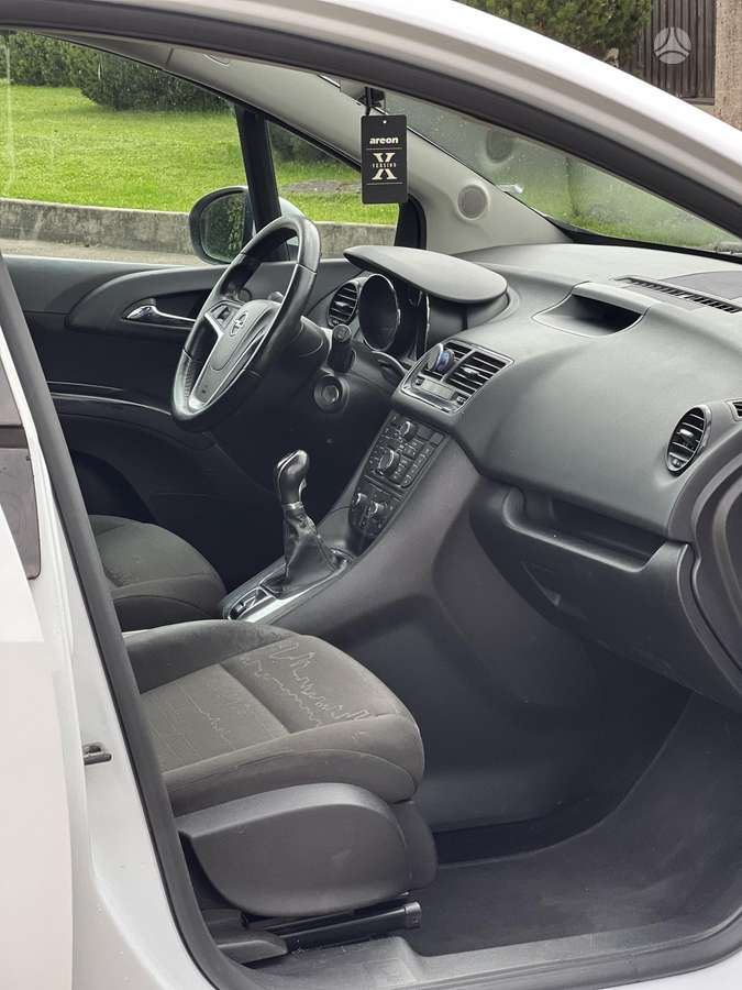 Opel Meriva, 1.4 l., Минивэн
