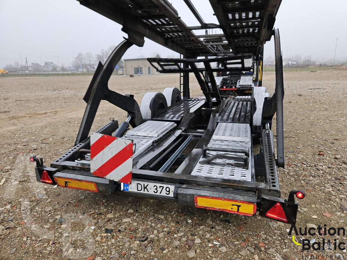 Renault D Wide, auto vedēji