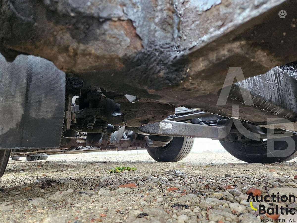 Renault D Wide, auto vedēji
