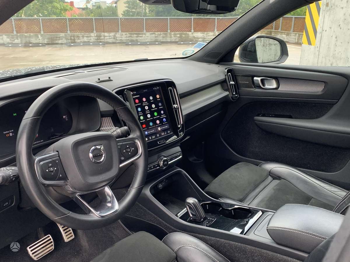 Volvo XC40 - 10