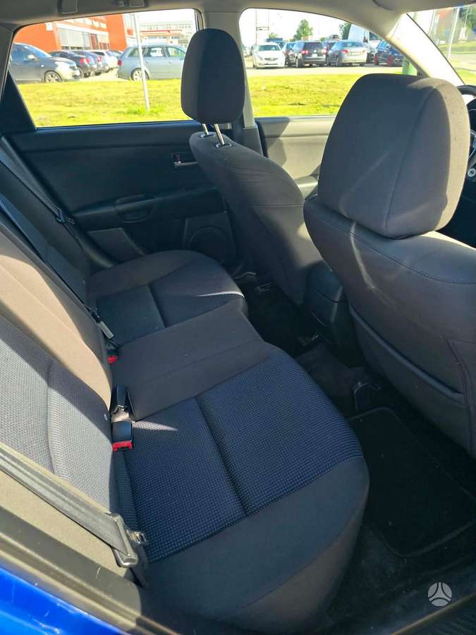 Mazda 3, 1.6 l., Хэтчбек