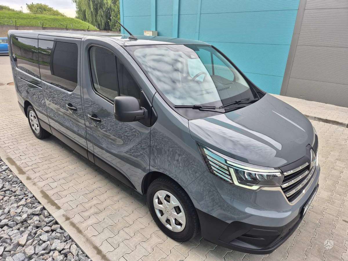 Renault Trafic - 1