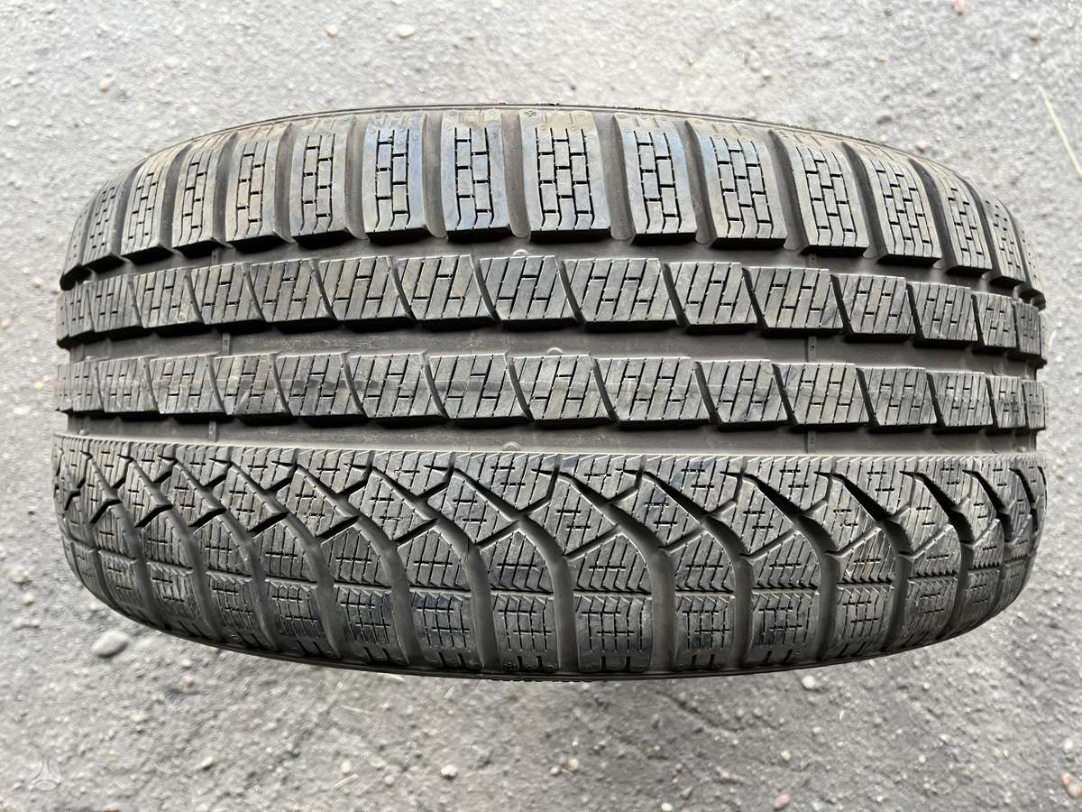 Pirelli P ZERO winter, winter 235/35 R19