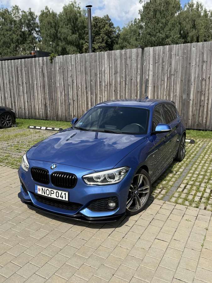BMW 118, 2.0 l., hatchback
