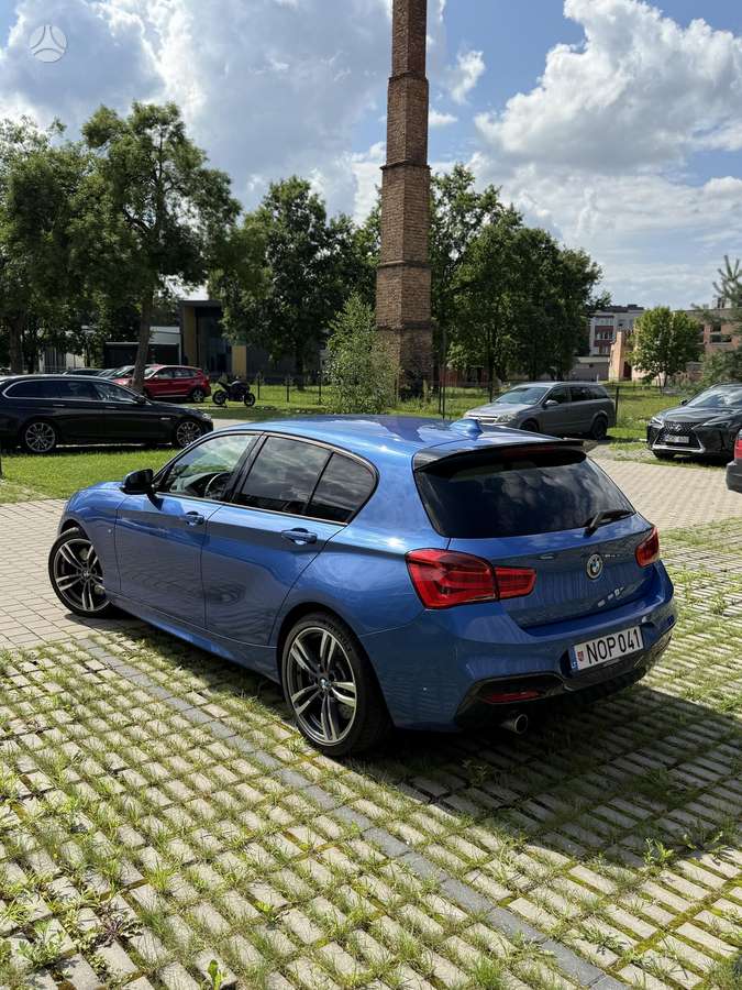 BMW 118, 2.0 l., hatchback