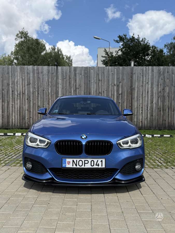 BMW 118, 2.0 l., hatchback