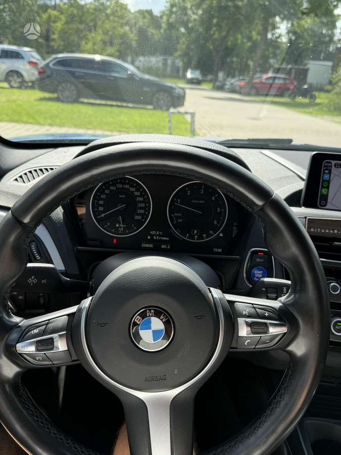 BMW 118, 2.0 l., hatchback