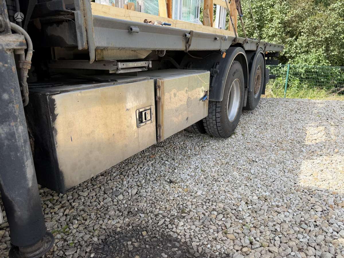 Volvo FM12 6x2 PK24500, platformos