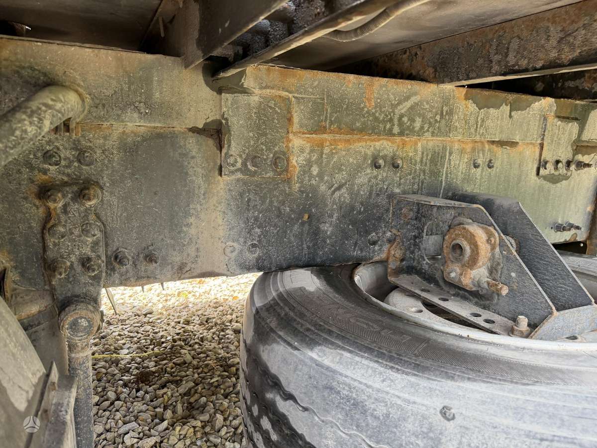 Volvo FM12 6x2 PK24500, platformos