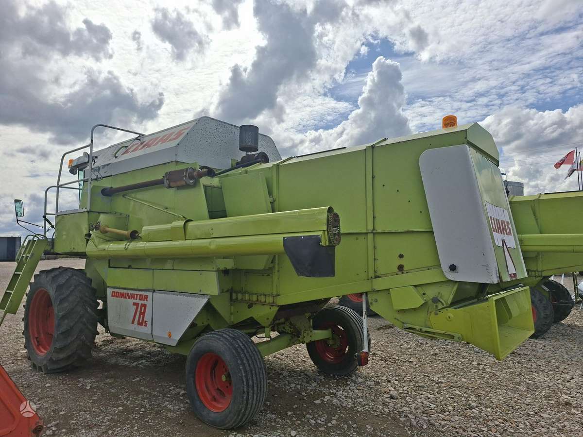 Claas Dominator 78s, kombaini