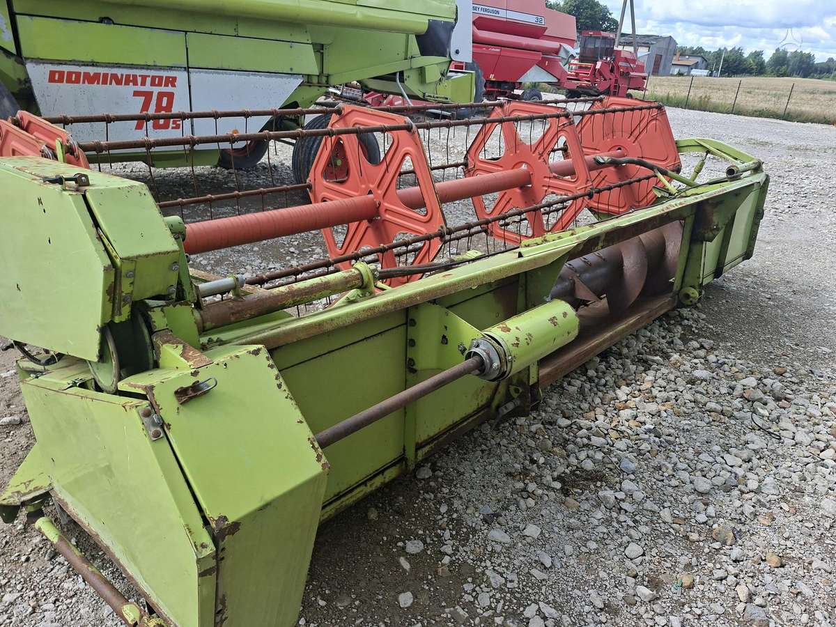 Claas Dominator 78s, kombaini