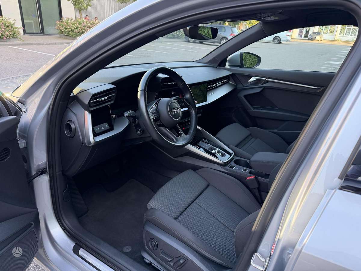 Audi A3, 1.5 l., Седан