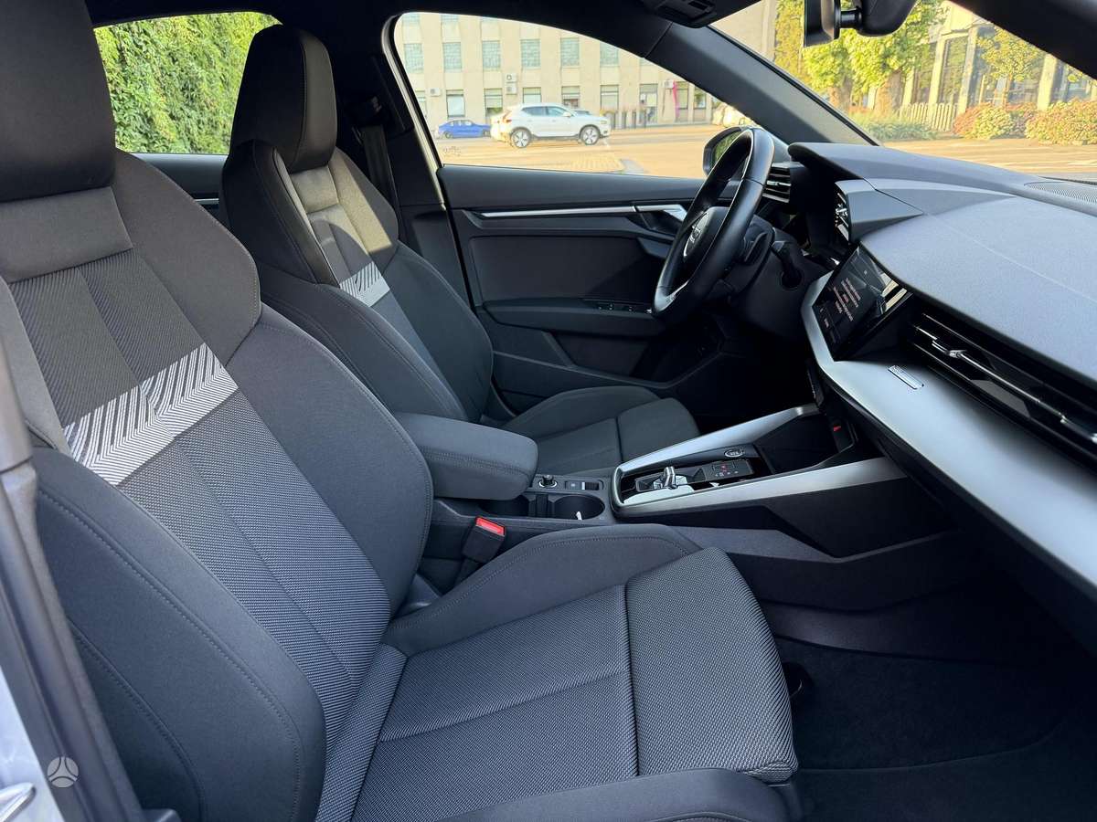 Audi A3, 1.5 l., Седан