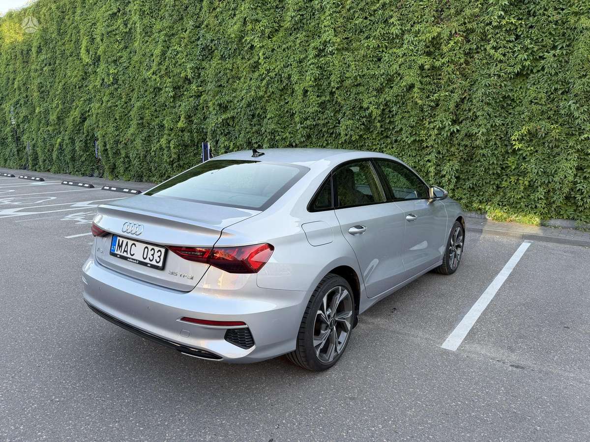 Audi A3, 1.5 l., Седан