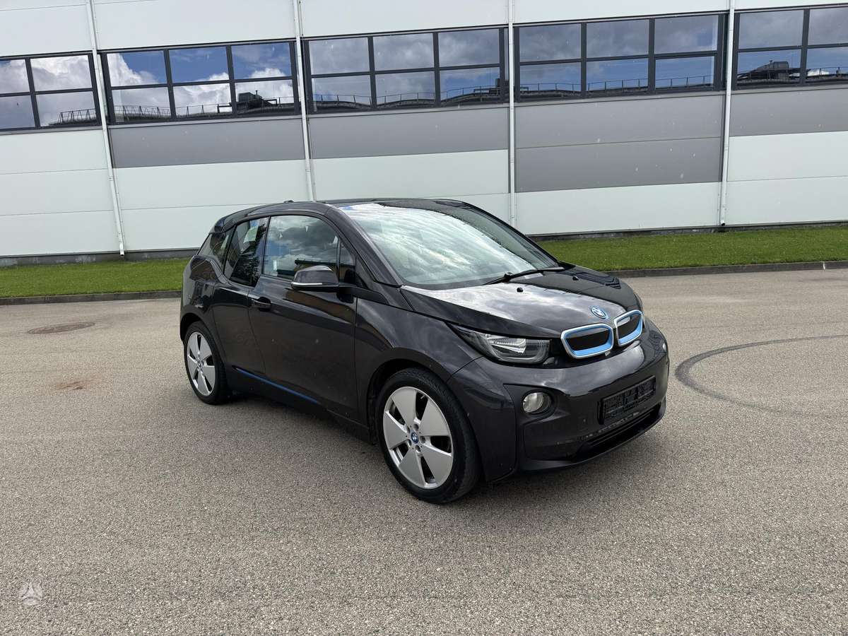 BMW i3, saloon / sedan