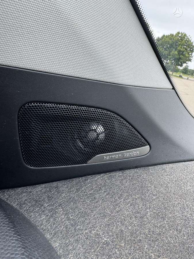 BMW i3, saloon / sedan