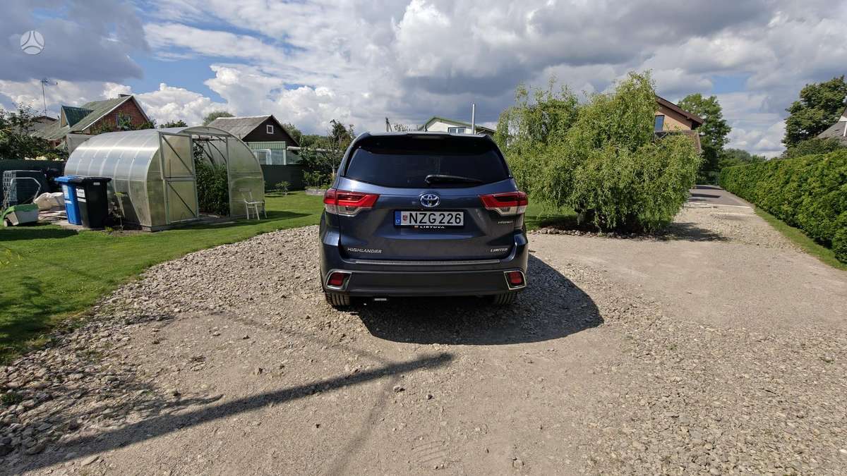 Toyota Highlander - 4