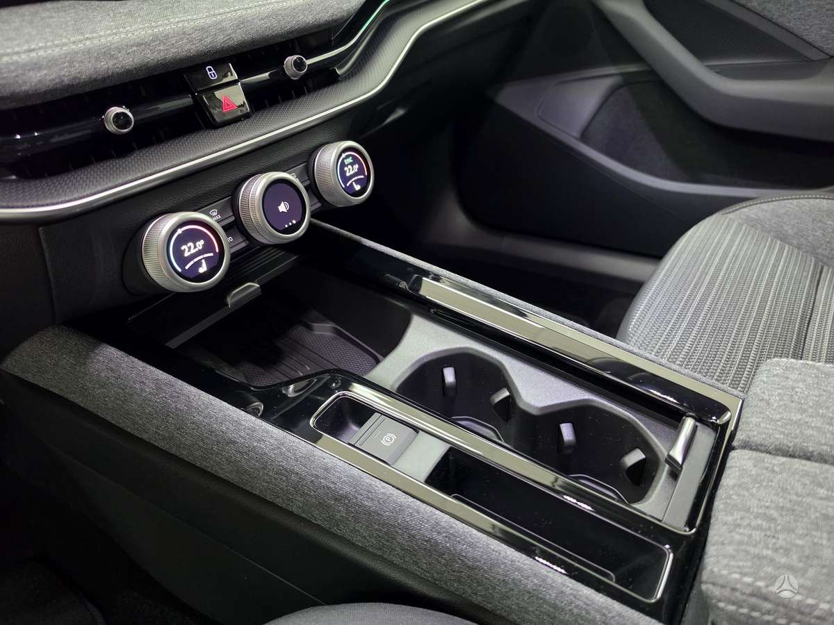 Skoda Superb, 1.5 l., Универсал
