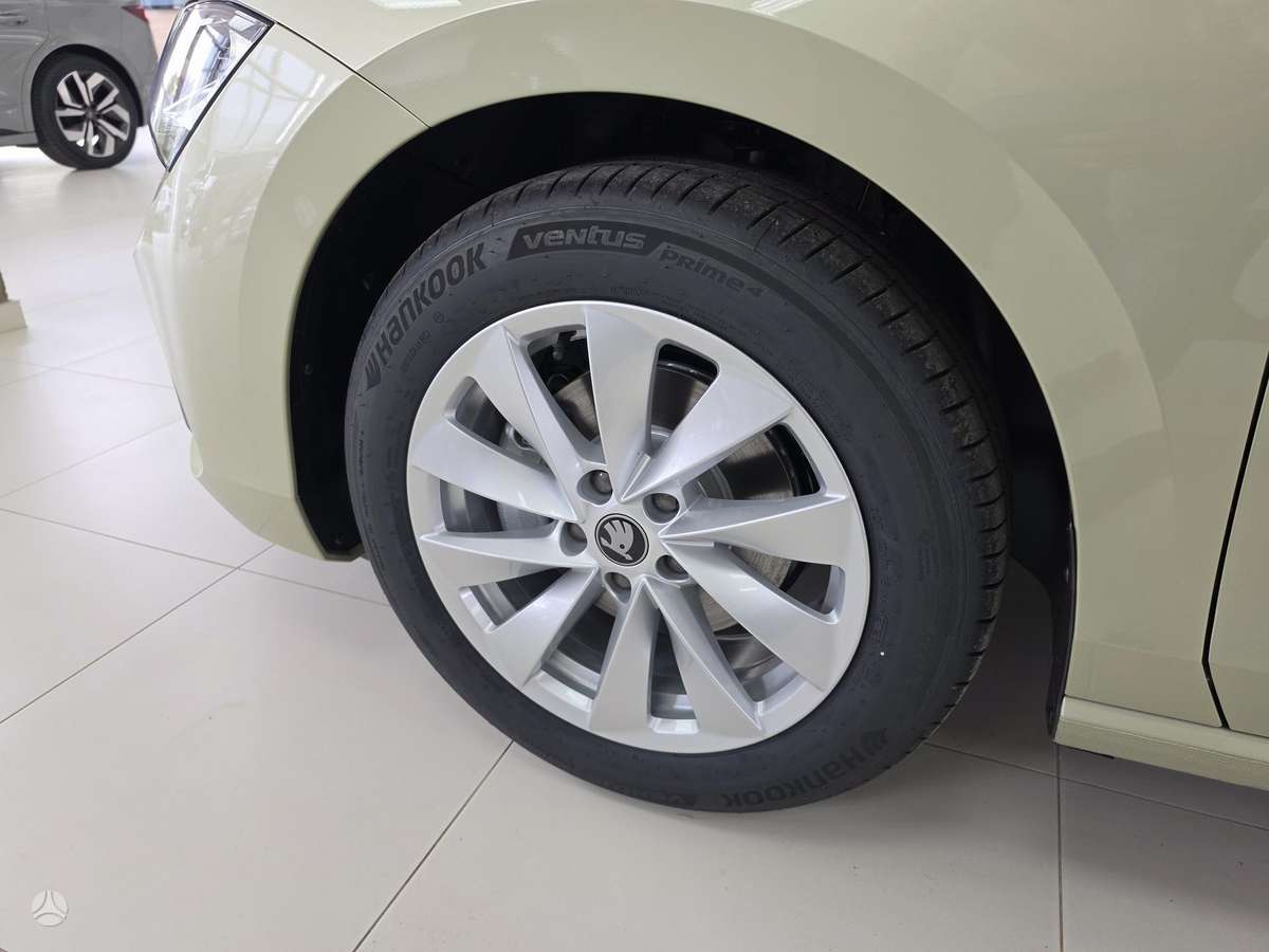 Skoda Superb, 1.5 l., Универсал