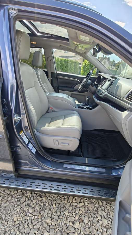 Toyota Highlander - 9