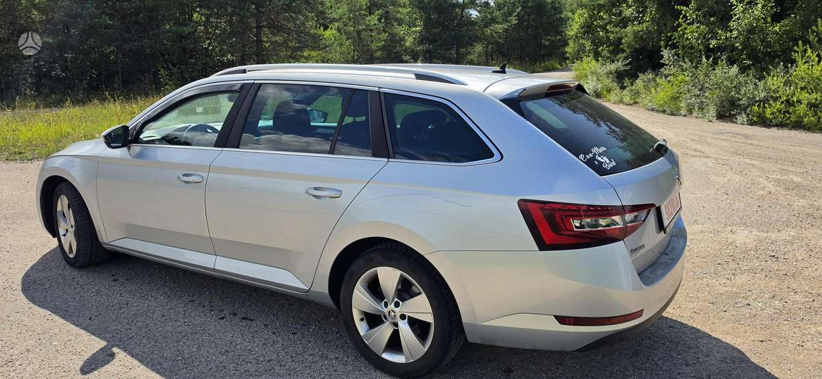 Škoda Superb - 5