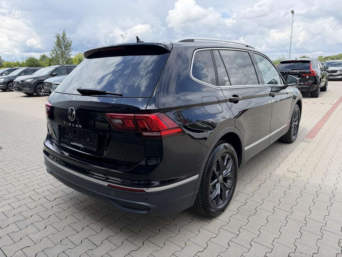 Volkswagen Tiguan Allspace - 8