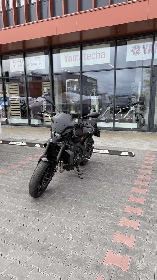 Yamaha MT 09 689cc, street / classic