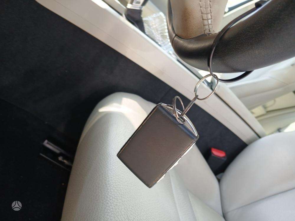 Volvo S60, 2.0 l., Седан