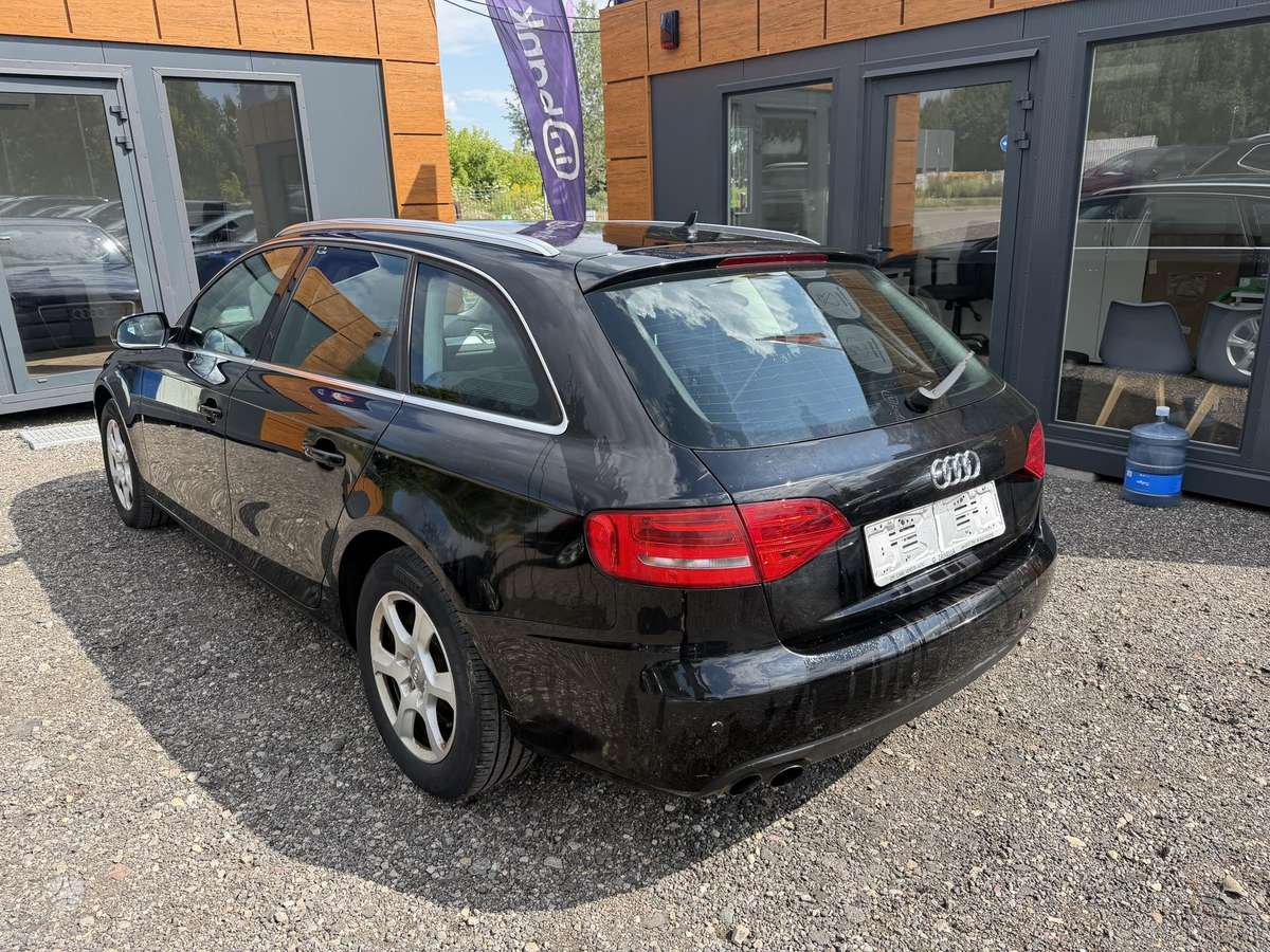 Audi A4, 2.0 l., Универсал
