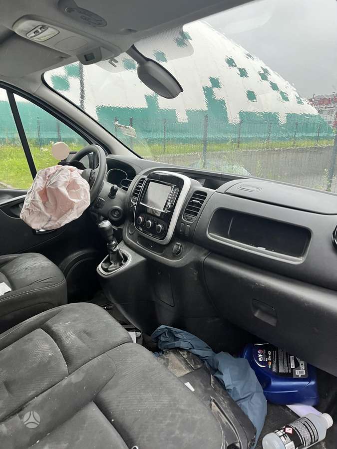 Renault Trafic, 2.0 l., Коммерческий