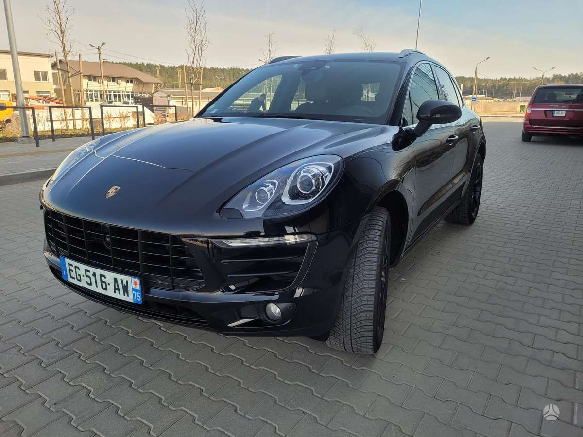 Porsche Macan - 4