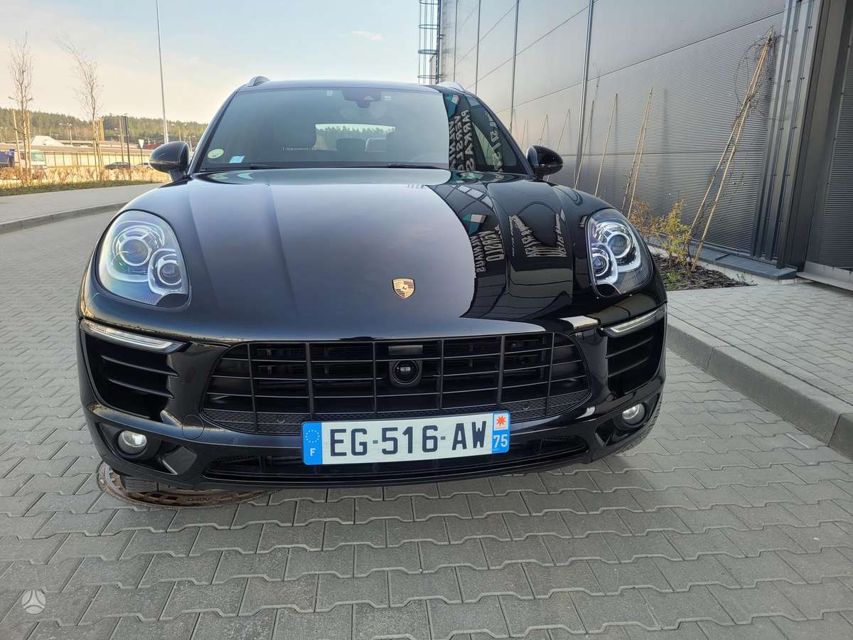 Porsche Macan - 5