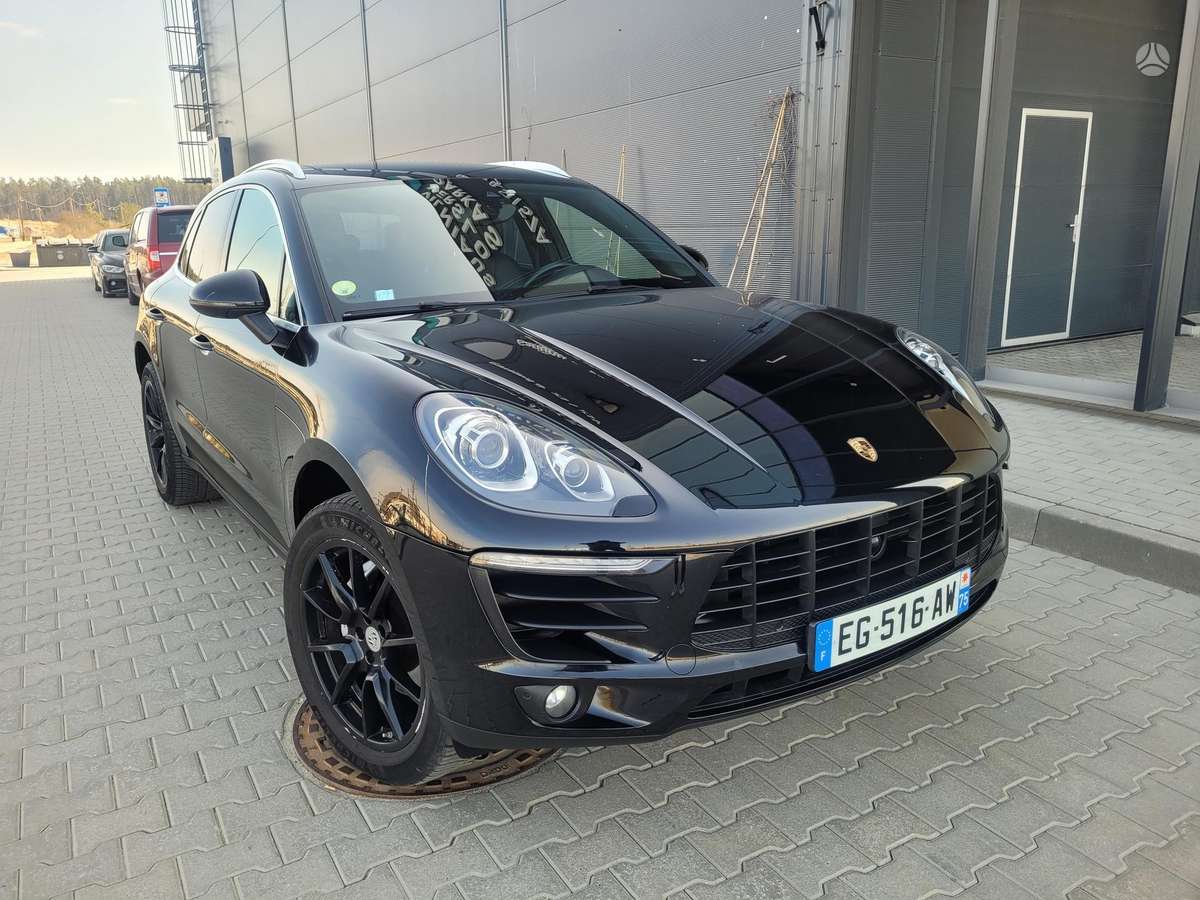 Porsche Macan - 2
