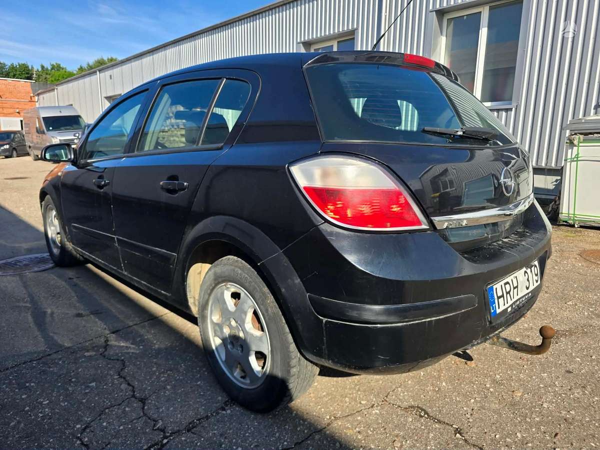Opel Astra, 1.9 l., hatchback