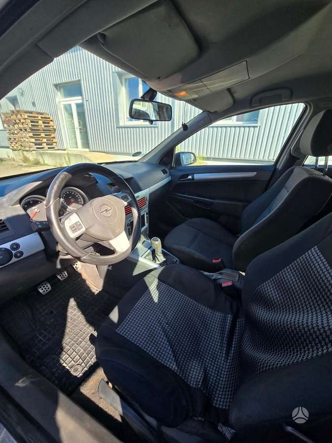Opel Astra, 1.9 l., hatchback