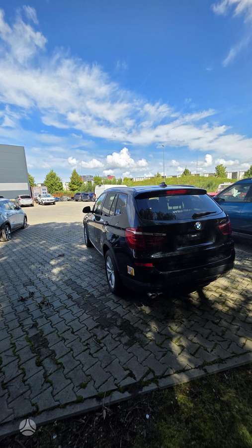 BMW X3, 2.0 l., off-road / crossover