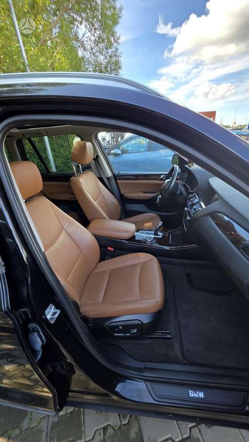 BMW X3, 2.0 l., off-road / crossover