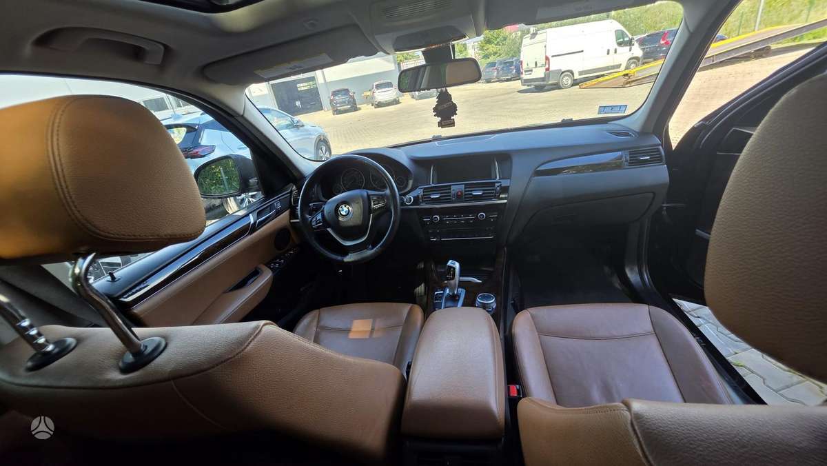 BMW X3, 2.0 l., off-road / crossover