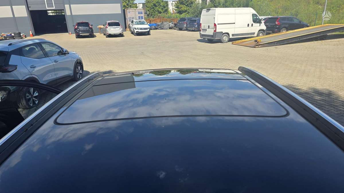 BMW X3, 2.0 l., off-road / crossover