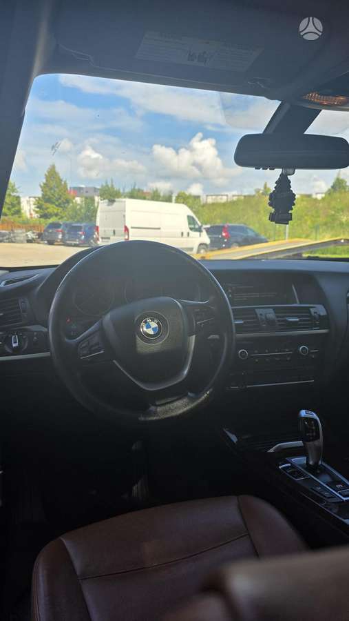 BMW X3, 2.0 l., off-road / crossover