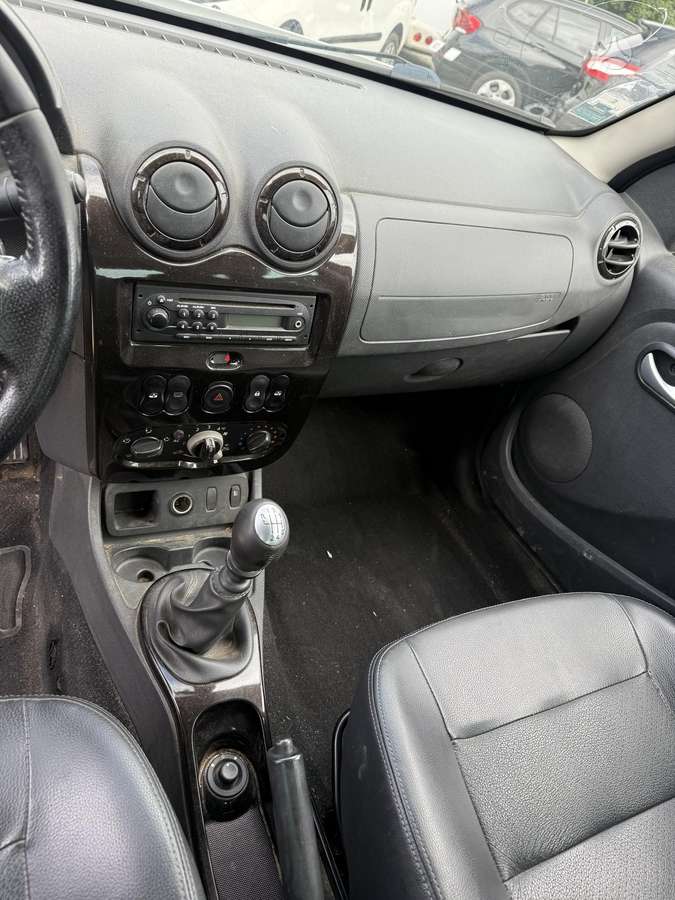 Dacia Duster, 1.5 l., Минивэн