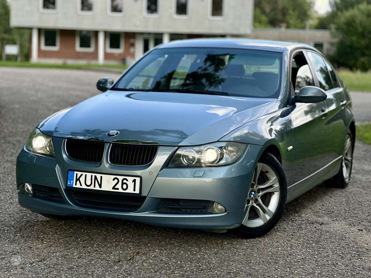 BMW 320, 2.0 l., Седан