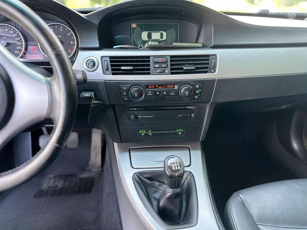 BMW 320, 2.0 l., Седан