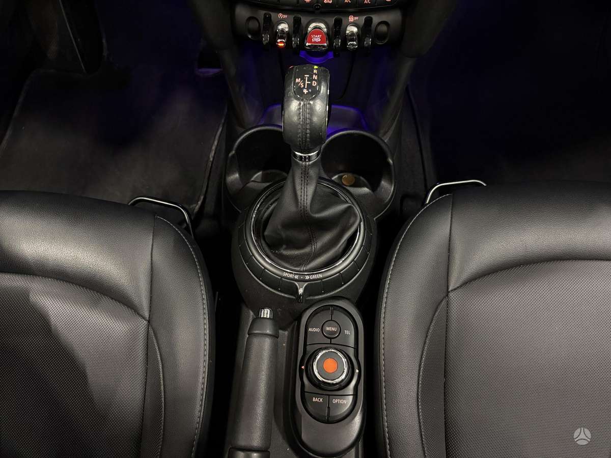 Mini Cooper, 1.5 l., kabrioletas