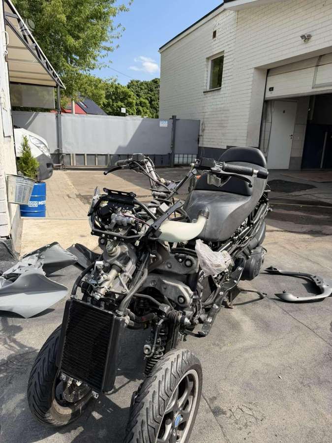 Piaggio MP3, trikes