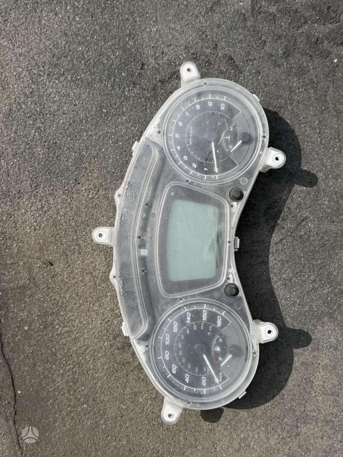 Piaggio MP3, trikes
